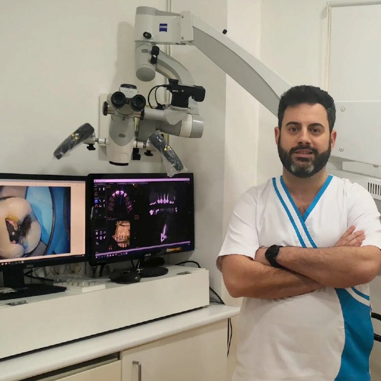 Dr. David Uroz Torres